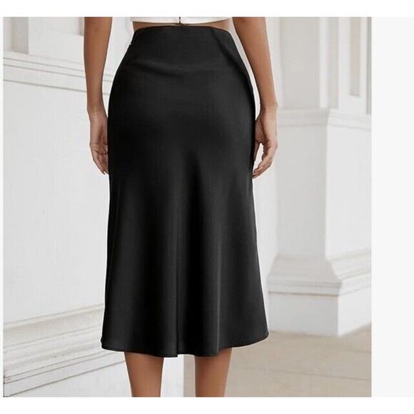 ALCEA ROSEA Women High Waist Silky Satin Midi Skirt Elastic Size L - Picture 3 of 11